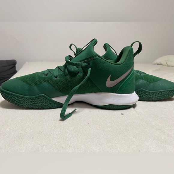 Nike Zoom Shift 2 TB - Picture 3 of 6